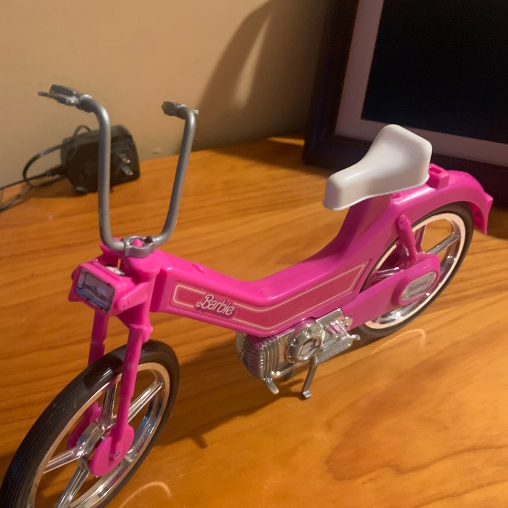 Barbie Hot Pink Toy Bike with Silver Accents - Picture 1 of 2